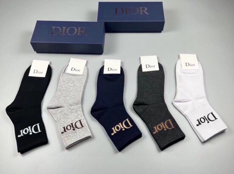 DIOR